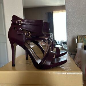 Chic Burgundy Strappy Heels